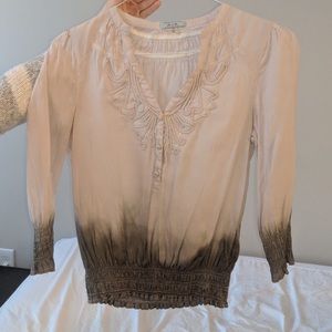 Ombré quarter-sleeve v-neck blouse